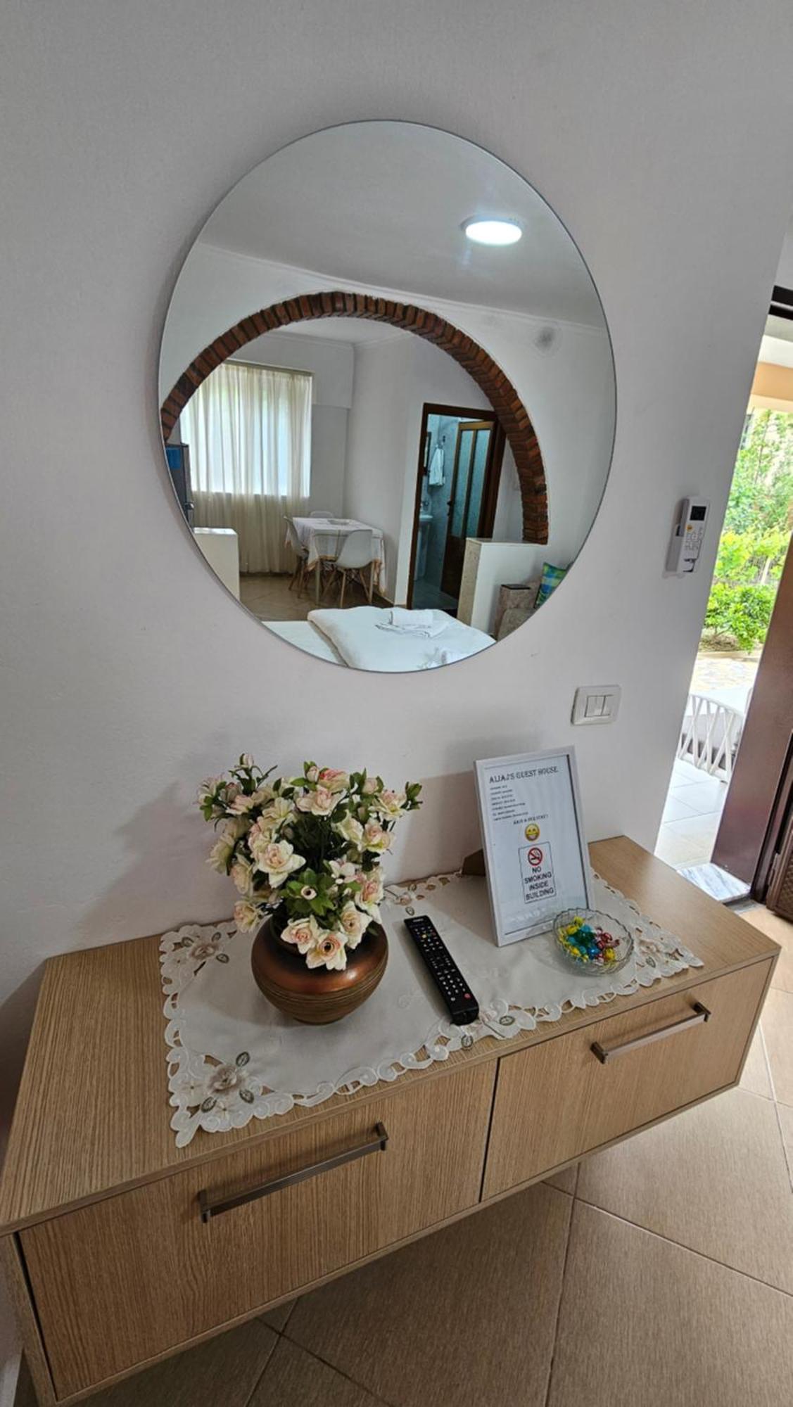 Aliaj Guest House Берат Екстер'єр фото