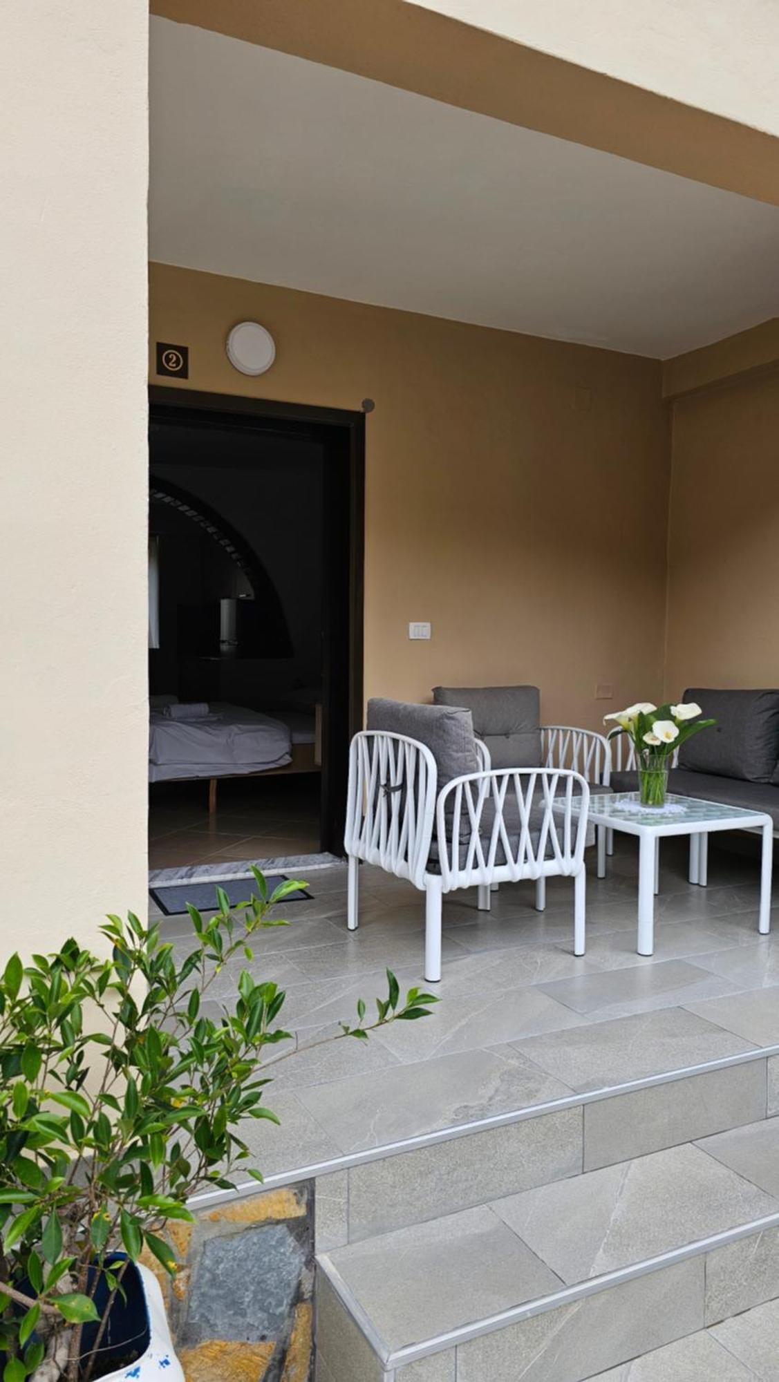 Aliaj Guest House Берат Екстер'єр фото