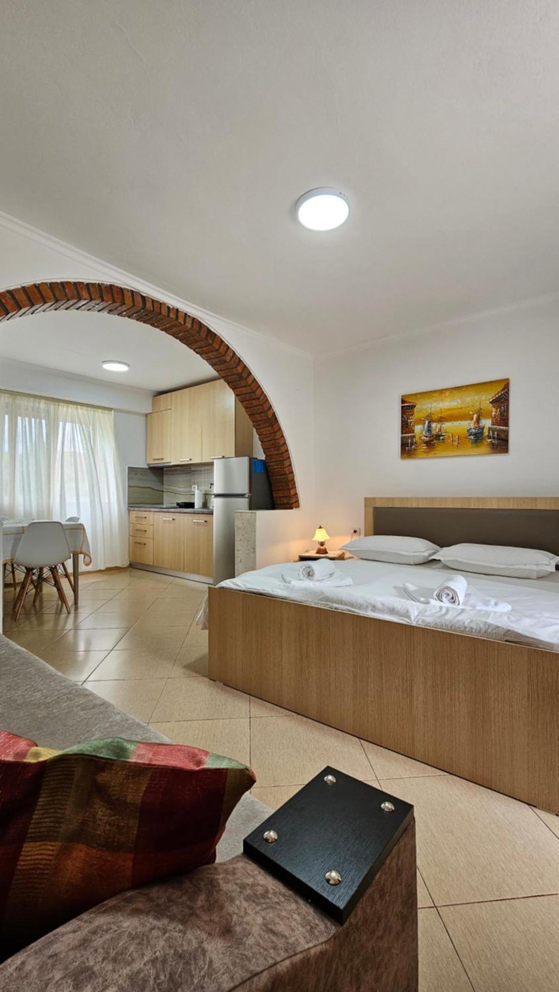 Aliaj Guest House Берат Екстер'єр фото